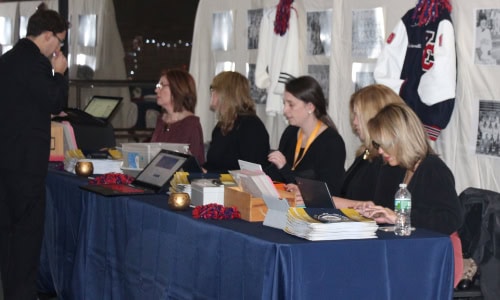 Kennedy Catholic Home for the Holidays Auction and Benefit-11