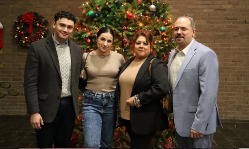 2026-Home-for-the-Holidays-03