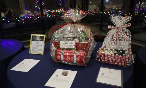 2026-Home-for-the-Holidays-07